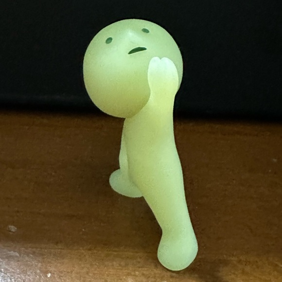 SMISKI- Yoga Series. Triangle Pose. 
No original box.
No return/refund - Picture 3 of 5